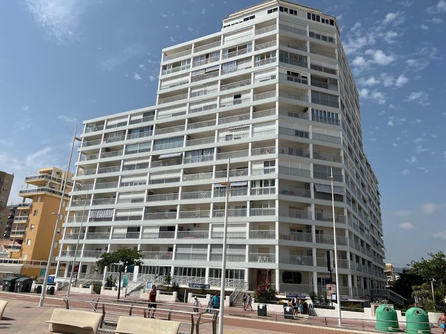 Apartamento 1ª Linea De Playa - Con Piscina Y Parking Playa de Gandia Eksteriør billede
