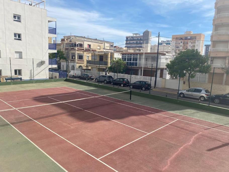 Apartamento 1ª Linea De Playa - Con Piscina Y Parking Playa de Gandia Eksteriør billede