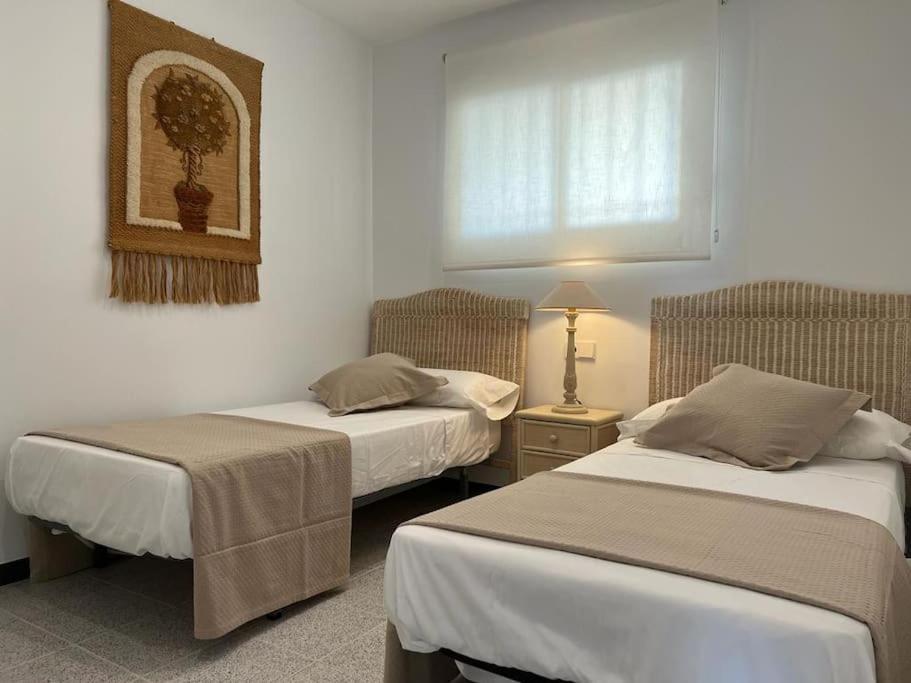 Apartamento 1ª Linea De Playa - Con Piscina Y Parking Playa de Gandia Eksteriør billede