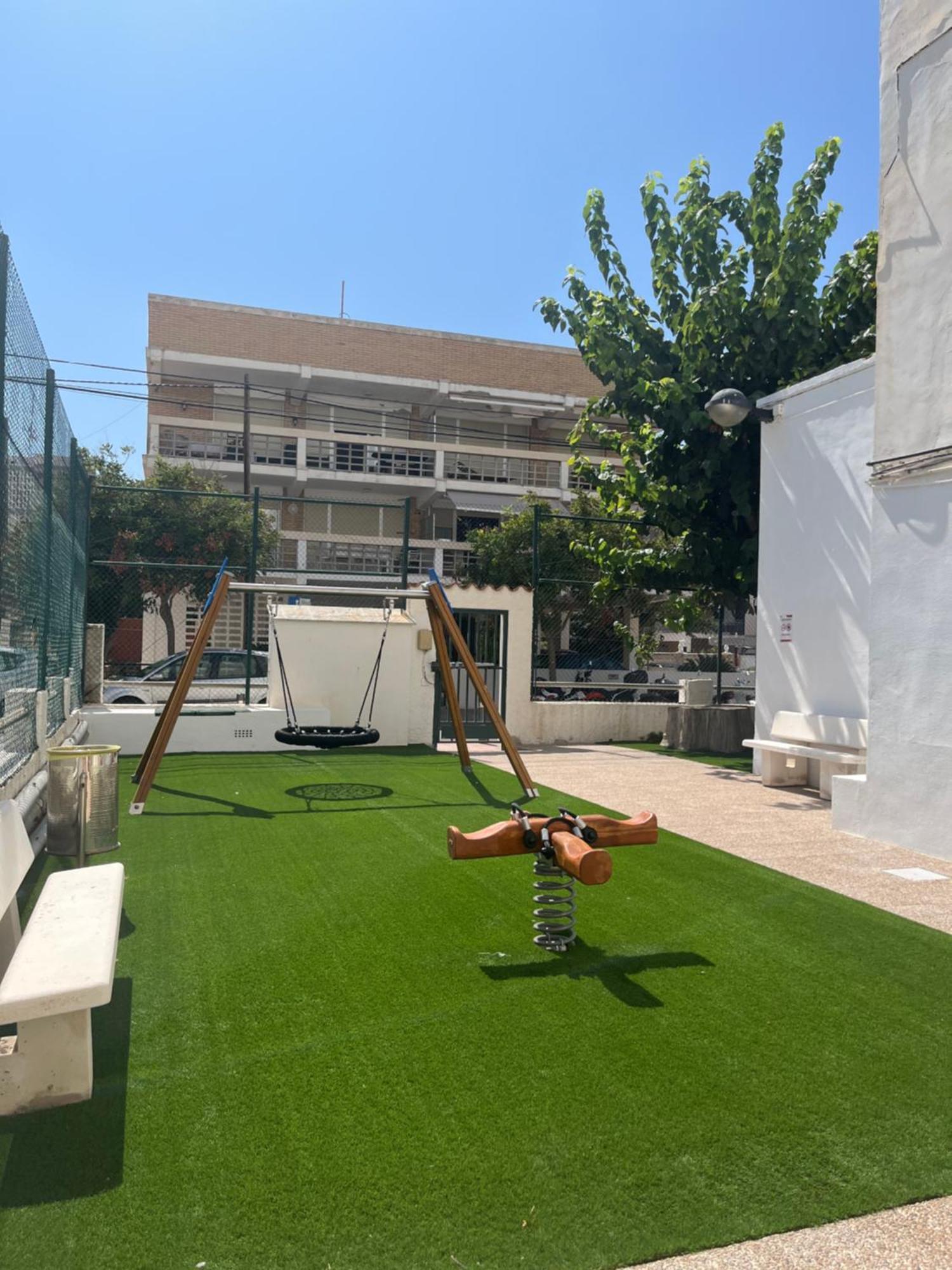 Apartamento 1ª Linea De Playa - Con Piscina Y Parking Playa de Gandia Eksteriør billede