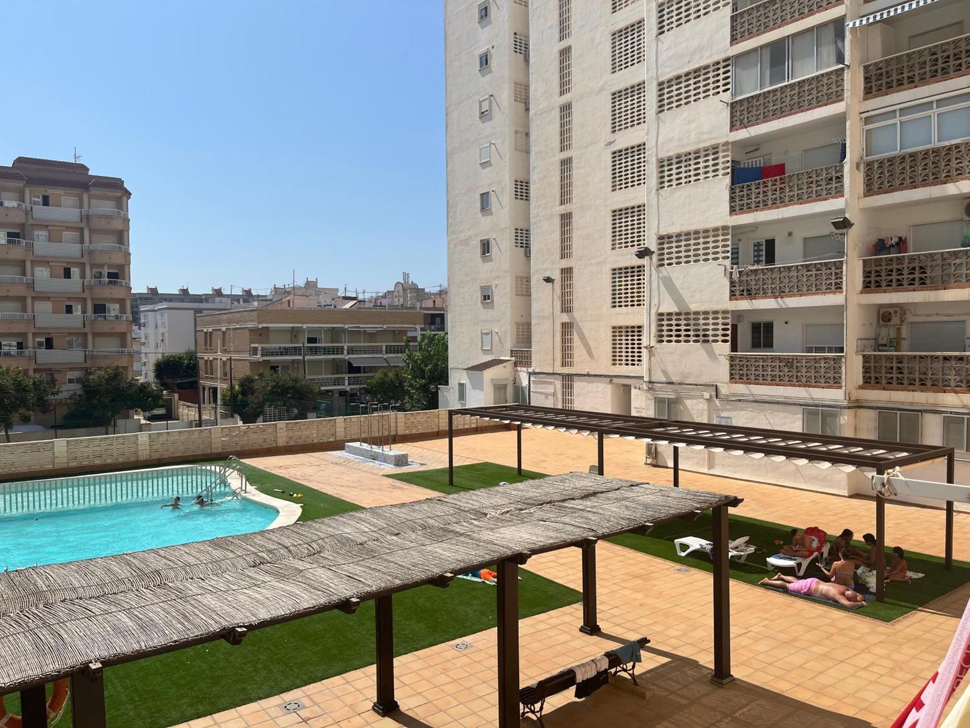 Apartamento 1ª Linea De Playa - Con Piscina Y Parking Playa de Gandia Eksteriør billede